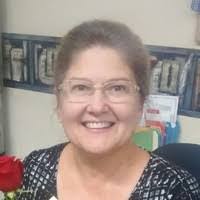 Carolyn Gerlach's Instagram, Twitter & Facebook