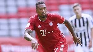 Latest on bayern munich defender jérôme boateng including news, stats, videos, highlights and more on espn. Jerome Boateng Er Schuchtert Die Gegner Wieder Ein Sport Sz De
