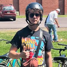 Best week of my life. • • • Thank you to everyone for all the nice messages  and comments! I've been trying to ignore my phone while