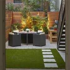 20 Chic Small Courtyard Garden Design Ideas For You In 2020 Small Courtyard Gardens Courtyard Gardens Design Small Backyard Gardens