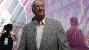 Bobby bowden, whose homespun charm and coaching savvy turned the florida state seminoles into a football superpower, died sunday morning. Bobby Bowden Dies Legendary Florida State Football Coach Dies At 91