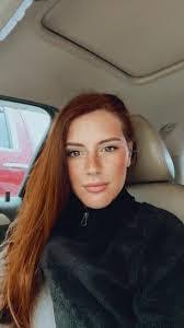 Tia Hunley's Instagram, Twitter & Facebook