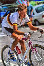 Voici le blog de deux supers potes, fan de jan ullrich. 29 Cycling Ideas Cycling Bicycle Race Cyclist
