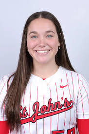 Kacee Cox's Instagram, Twitter & Facebook