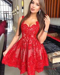 2021 Sevgililer Gunu Icin Abiye Elbise Modelleri Kirmizi Mini Askili V Yakali Klos Etekli Kiyafet Kombinleri Kisa Gelinlikler The Dress Aksamustu Giysileri