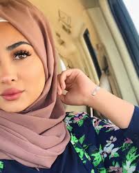 No Photo Description Available Hijab Fashion Hijabi Outfits Casual Girl Hijab