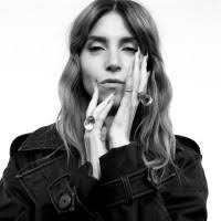 20+ Profile mit dem Suchbegriff „Lori“