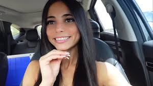 Todays back workout 😁 Machine lat pulldowns ~4 sets, increase weight each  set and drop rep Single arm bent over rows with dumbbell ~3x10 each arm  Barbell bent over rows ~3 sets,