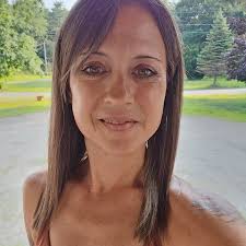 How does the smell of weed from the dispensary in Gray, Maine affect the  community?