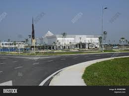 La distance entre la mosquée et la mecque est 8676,16 km nord ouest. Masjid Raja Haji Fi Sabilillah A K A Masjid Cyberjaya At Cyberjaya Malaysia Image Stock Photo 91057094