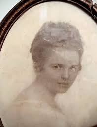 Ellen Gertrude (Lorenz) Liebold (1895-1982)