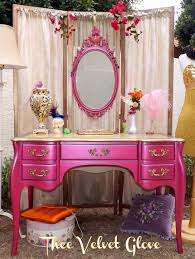 Everly quinn kirkwood bedroom makeup vanity set with mirror wayfair. Jessica Rabbit Esque Hot Glam Desk Vanity Mirror Thee Velvet Glove