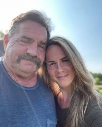 Dave Shelly was hard to miss in Beacon—a pink unicorn costume, a fistful of  flowers, and a mission to spread joy. Before his passing in 2023, he became  known for chalking dance