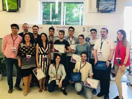 Dulciurile sau fructele dulci vor duce la valori mai ridicate ale glicemiei. Cat Este Glicemia Normala Recomandari Pentru 2020 Ehealth Romania