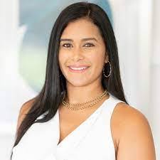 Karen Harsch's Instagram, Twitter & Facebook