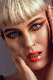 Let's go Floro. 💃 Afriteller_Gloria 💄Mua_Flower_Glitz 📸 Brianlove  Photography #photography #portraitphotographer #studioshoot #headshots  #canonphotography