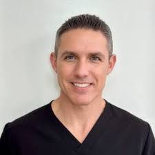 Benjamin Schillinger's Instagram, Twitter & Facebook