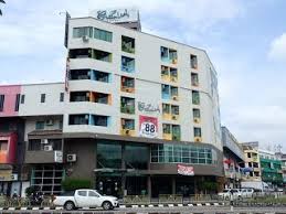 Berikut adalah senarai hotel bajet murah di kuantan, pahang mengikut kadar sewaan semasa yang mana kadar ini adalah berdasarkan carian di go. Diskaun Hingga 80 Hotel Murah Di Tanjung Lumpur Kuantan