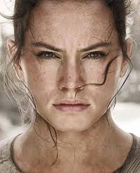 Daisy Ridley Says We Will Find Out About Rey's Lineage in Star Wars:  Episode VIII