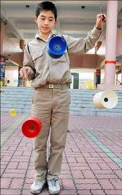 Merupakan sebuah permainan papan cina dua orang pemain, yang berada dalam keluarga yang sama dengan catur antarabangsa, chaturanga. Yoyo Cina Cheap Buy Online