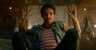 Umbrella academy, los gatos, ca. Link Includes Abdomen And Shoulder Tattoo References Robert Sheehan Klaus Academy