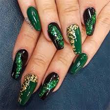 Need some nail design inspiration for your short nails? Dark Green Nails Ideas To Consider For 2020 Stylish Belles Green Nail Designs Acrylic Nails Coffin Glitter Dark Green Nails