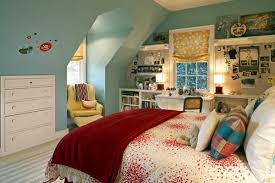 To lessen that feeling, choose furniture and choosing a light and calm paint color for the entire room will give it a sense of space. Designed 20 Comfortable Rooms With Sloping Ceilings Youth Interior Design Ideas Avso Org