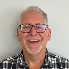 After 3.5 years, my story at WestJet came to an end last week. It's been  great experience working in the aviation industry and leading the awesome  team at the Distribution Centers in