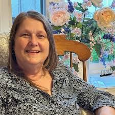 Heidi Langston's Instagram, Twitter & Facebook