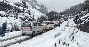 Hotel sun n snow mussoorie är perfekt för turister då det ligger nära några av mussoories mest populära sevärdheter som the camel rock (1,7 km) och george everest's house (3,3 km). Snow In Mussoorie Latest News And Update On Snow In Mussoorie