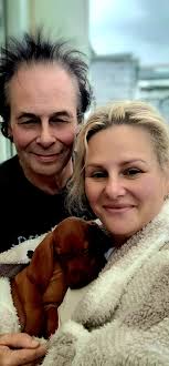 Hi all! We're new to the group. First time owners of a Vizsla Our boy  Barney 🐾💙🐾