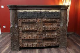 Viele fächer, platte ausziehbar, mit glastür. Bar Theke Schrank Tresen Kolonial Antik Holz Haus Wein 140cm