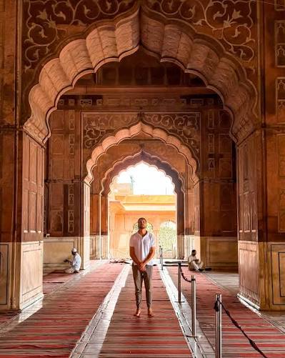 Chauburja Mosque on Kamla Nehru Ridge in Delhi