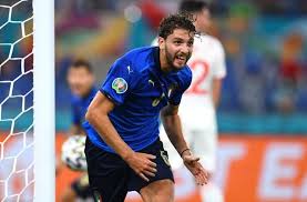 Ce championnat est l'un des plus regardés et des plus sérieux au monde. Encore Seduisante L Italie Decroche Son Billet Pour Les 8es Debrief Et Notes Des Joueurs Italie 3 0 Suisse Football Maxifoot
