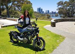 21st Century Scrambler Husqvarna Svartpilen 401 Motorcycle Review
