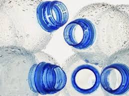 ***** perhatian ***** khusus menggunakan gojek gosend , grab instan karena barang berat ini harga satu dus ya air mineral merk aqua aqua air kemasan botol plastik berat bersih per botol 600ml isi satu dus 1 ml= 0,9 gram 240 ml = 240 x 0,9 = 216 gram/gelas (cup) 48 cup = 48 x 216 = 10.368 gram aqua air mineral 600 ml air minum kemasan botol plasti bersih higienis sehat aqua adalah sebuah merek. Disepelekan Ini 5 Bahaya Menggunakan Botol Air Mineral Secara Berulang Hot Liputan6 Com