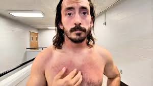 Referee Jesse Fields