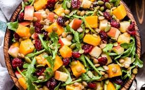 Oter les coeurs et les pépins puis les découper en dés. 1001 Idees Pour Salade D Automne Facile Et Delicieuse