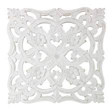 Fetco Broderick White Wooden Carved Medallion X7407166 The Home Depot Carved Wall Decor Wall Medallion Medallion Wall Decor