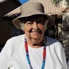 Marie Oakley's Instagram, Twitter & Facebook