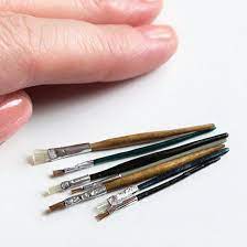 Miniature Paint Brush Made W Upcycled Materials Perfect For Dollhouses Or As A Gift To Dollhouse Miniature Tutorials Miniatures Tutorials Miniature Dolls