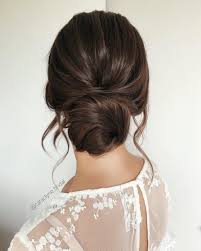 Soft Effortless Bun For Brown Hair Girls Long Hair Styles Hair Styles Wedding Hairstyles For Long Hair