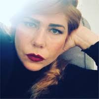 Vanessa Keen's Instagram, Twitter & Facebook