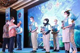 Menteri perhubungan, budi karya sumadi secara resmi menutup kegiatan di. Inilah Para Juara Olimpiade Bahasa Inggris Kemenhub 2021 Halaman All Kompas Com