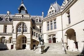 Chateau De Pierrefonds In 2020 Chateau Compiegne Architecture