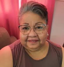 Señor ta mi wardador, mi'n tin falta di nada Den cunucu di yerba berde e ta  ponemi sosega. E ta hibami na awa trankil, Pa mi bolbe haña forsa”. Salmo:  23 Cu