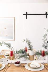 Not only we enjoyed these during our christmas party, delicately illuminating with their glow our backyard, but i have used them in several. 44 Christmas Table Decorations Place Settings Holiday Tablescapes