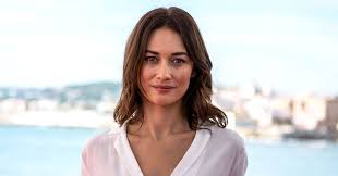 Official profile of ukrainian fashion model olga kurylenko born in berdyansk, ukraine, including biography, photos, fmdcard, sed card, lookbook, portfolio, videos, agencies, magazine covers. Bond Girl Olga Kurylenko Tests Positive For Coronavirus