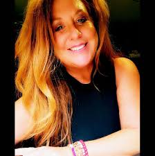 Are there any good seafood places in Azle?