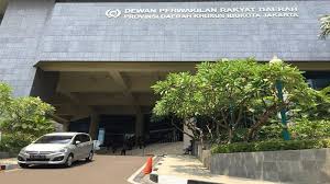 Yang bisa kerja dikantor didprd. Plt Sekwan Positif Covid 19 Gedung Dprd Dki Jakarta Lockdown 3 Hari Okezone Megapolitan